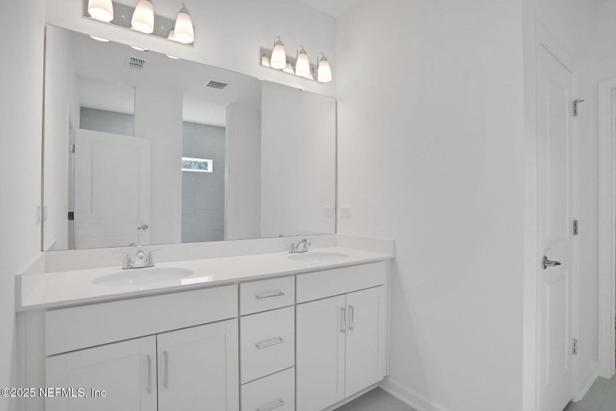 Furnished interior view inside a new home in Hyland Trail, Green Cove Springs (Image 9).