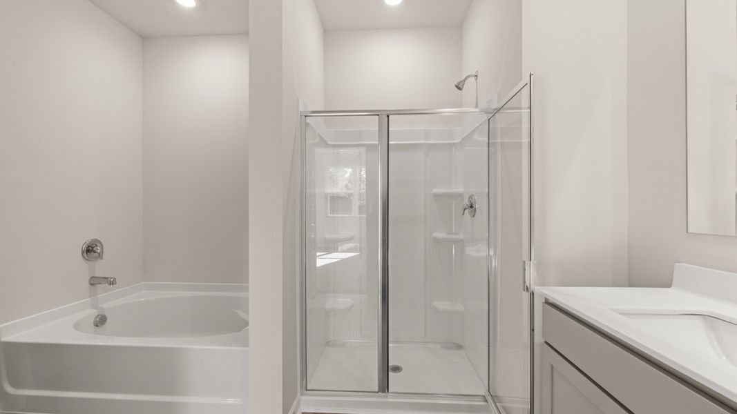 Representative furnished interior of a home built from the CALI Express by D.R. Horton in Teamon Pointe, Griffin (Image 9).