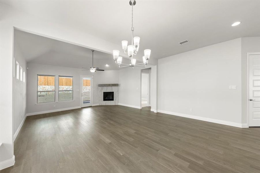 14. 3209 Agnew - Dining (2)