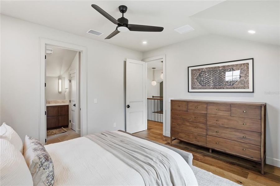 Furnished interior view inside a new home in , Oakland (Image 19).