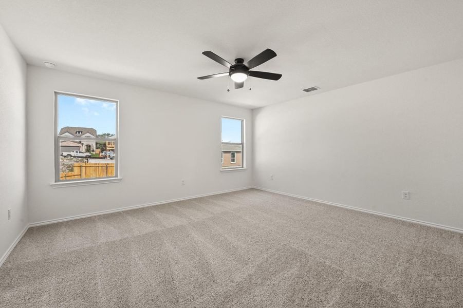 Spacious, unfurnished interior of a new home in Creekside at Estancia, Austin (Image 28).