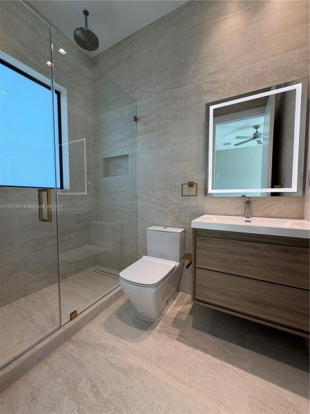 Furnished interior view inside a new home in , Hollywood (Image 6).