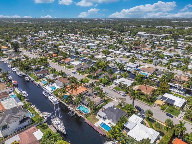 Image 32 of a home in . Image 32 of a home in .
