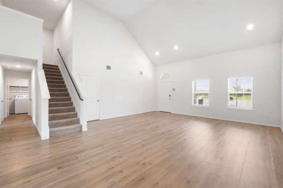 Spacious, unfurnished interior of a new home in Stonehaven, Caddo Mills (Image 27).