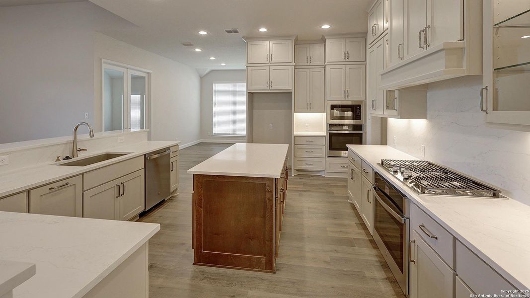 Furnished interior view inside a new home in Esperanza 80', Boerne (Image 10). Furnished interior view inside a new home in Esperanza 80', Boerne (Image 10).