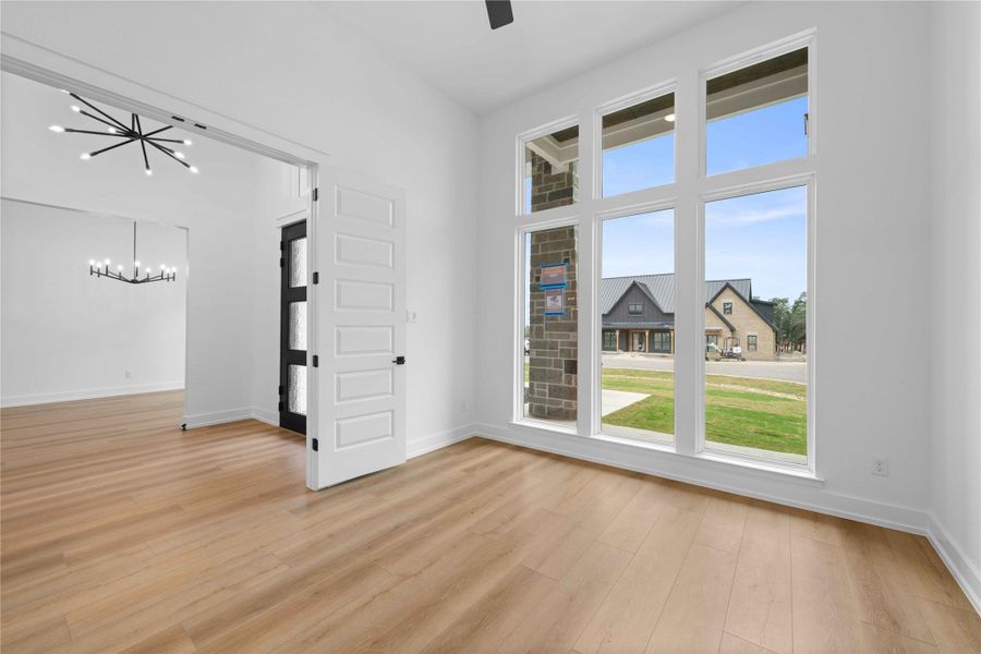 Spacious, unfurnished interior of a new home in Daniels Mountain, Georgetown (Image 20).