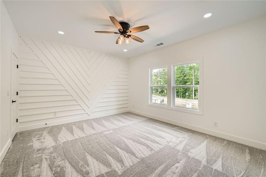 Image 25 of a home in .