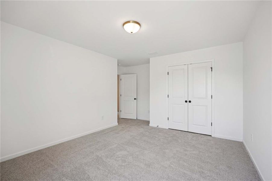 Spacious, unfurnished interior of a new home in Arbors at Richland Creek, Buford (Image 11).