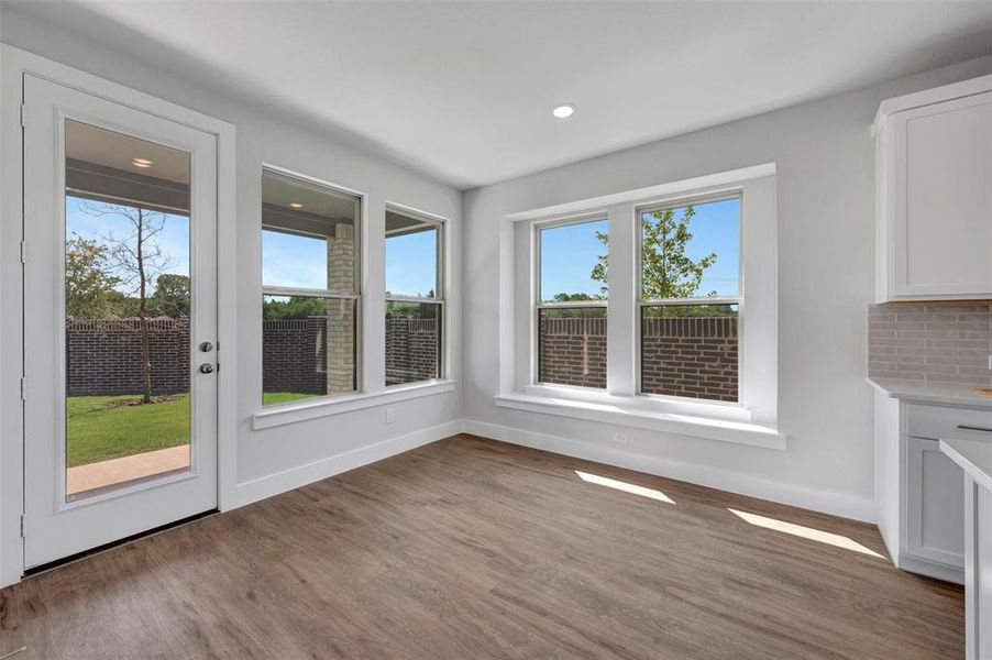 Spacious, unfurnished interior of a new home in Aster Park, McKinney (Image 25).