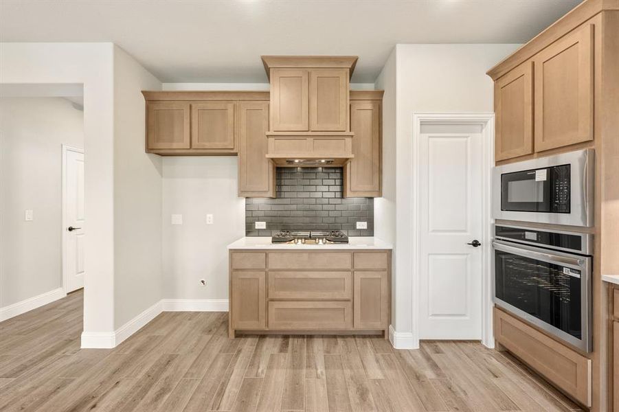 Furnished interior view inside a new home in Sonoma Verde, McLendon-Chisholm (Image 7).
