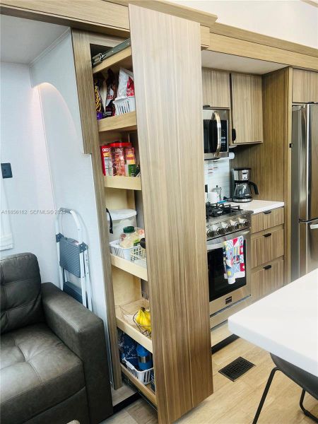 Modern pull-out drawer pantry Modern pull-out drawer pantry
