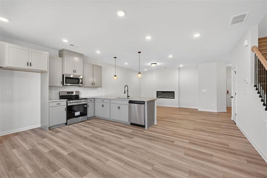 Furnished interior view inside a new home in Franklin Manor, Lawrenceville (Image 15). Furnished interior view inside a new home in Franklin Manor, Lawrenceville (Image 15).