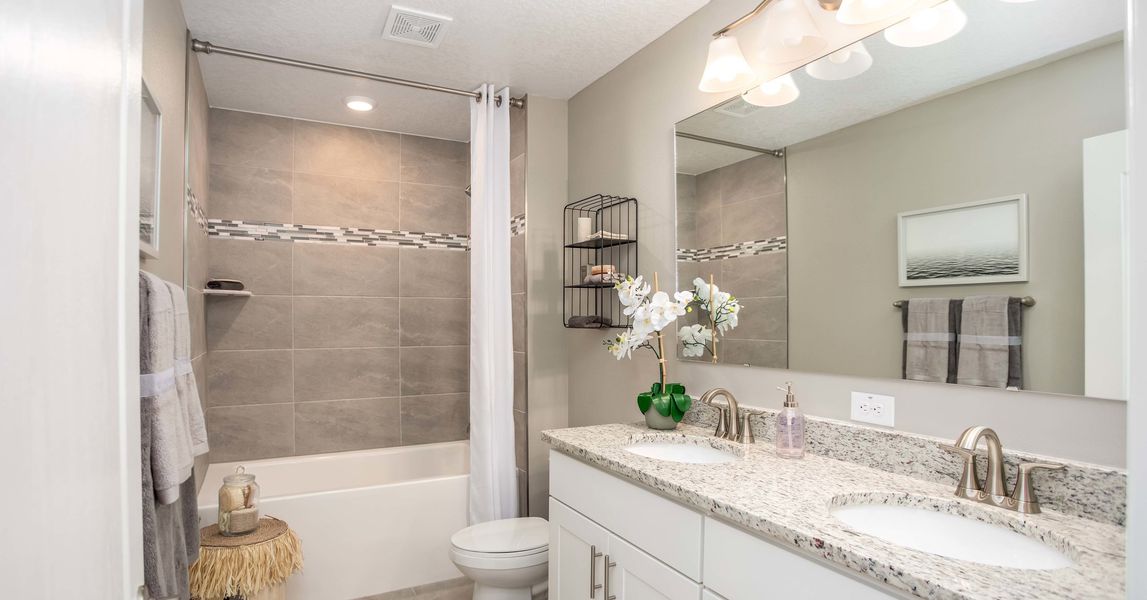 Representative furnished interior of a home built from the Lexington by Maronda Homes in Lake County Communities, Mount Plymouth (Image 59).
