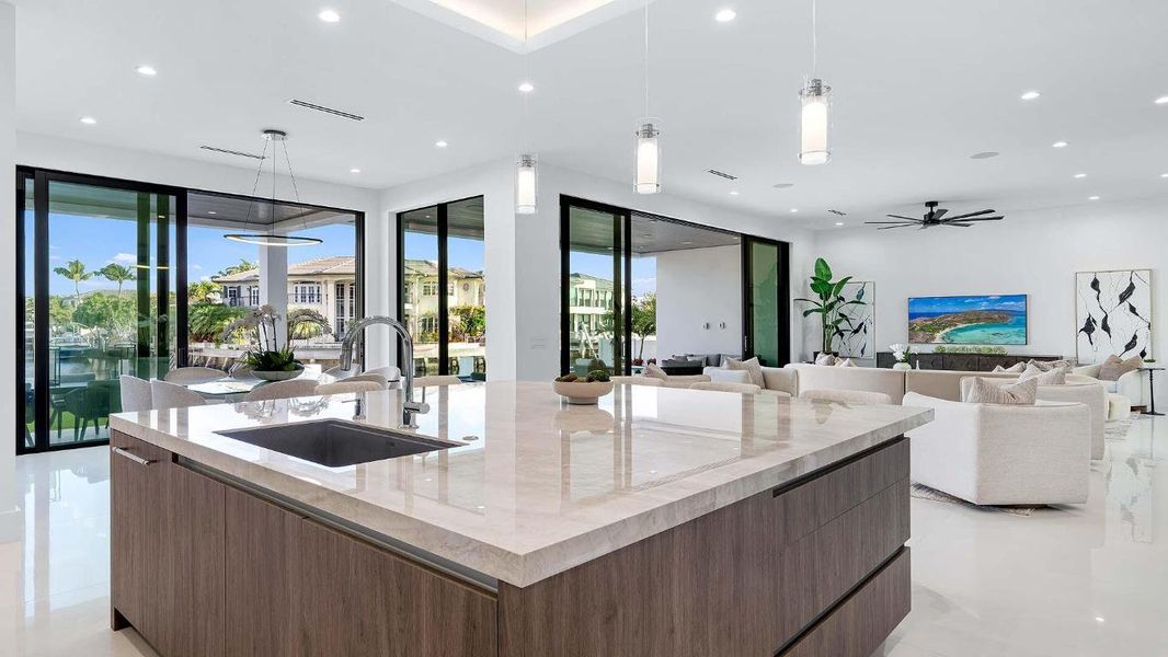 721 NE Marine Dr (15) 721 NE Marine Dr (15)