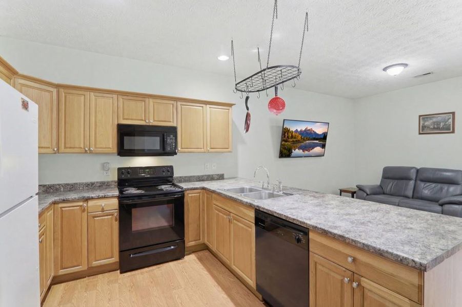 Furnished interior view inside a new home in , Senoia (Image 76).