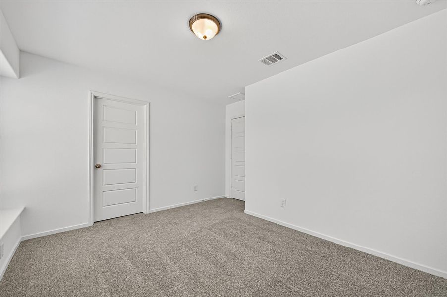 Spacious, unfurnished interior of a new home in Mill Creek Trails, Magnolia (Image 20).