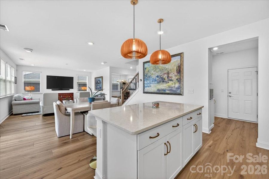 Large island with spots for up to 4 seats!