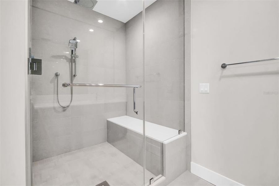 Image 91 of a home in .