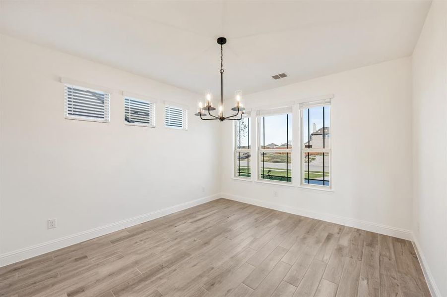 Spacious, unfurnished interior of a new home in Terracina, Rockwall (Image 28). Spacious, unfurnished interior of a new home in Terracina, Rockwall (Image 28).