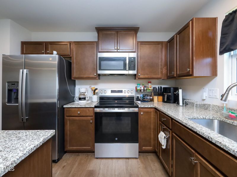 015_601_hollys_bluff_kitchen