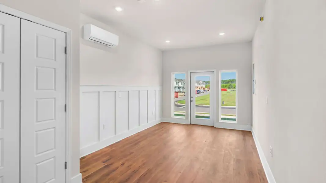 Spacious, unfurnished interior of a new home in Abilene Acres, Tallahassee (Image 26).