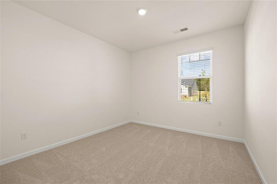Spacious, unfurnished interior of a new home in Preserve at Dove Creek, Statham (Image 21).