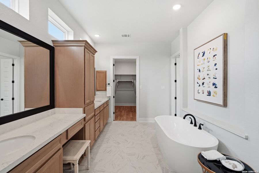 Furnished interior view inside a new home in Potranco Oaks, Castroville (Image 43).