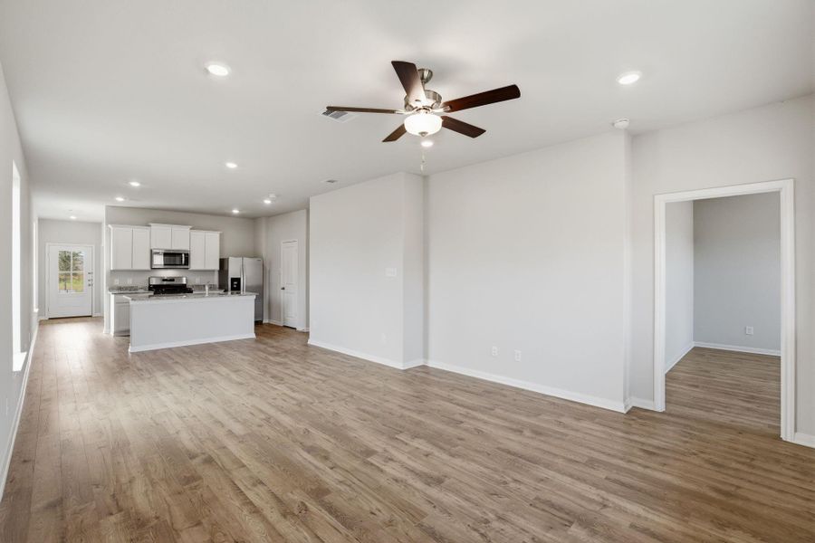 Spacious, unfurnished interior of a new home in Magnolia Woods, Magnolia (Image 12).