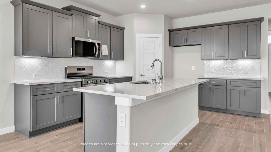 Furnished interior view inside a new home in Homestead at Parks Bell Ranch, Odessa (Image 8).