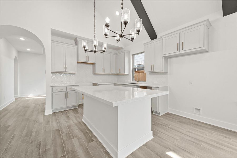 Furnished interior view inside a new home in Kresston - 40', Montgomery (Image 5).