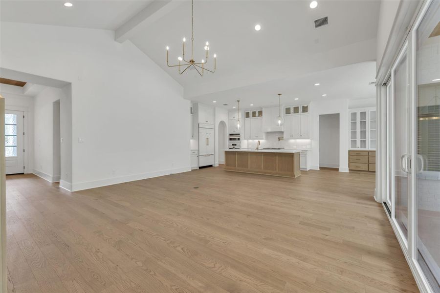Spacious, unfurnished interior of a new home in , College Station (Image 13).