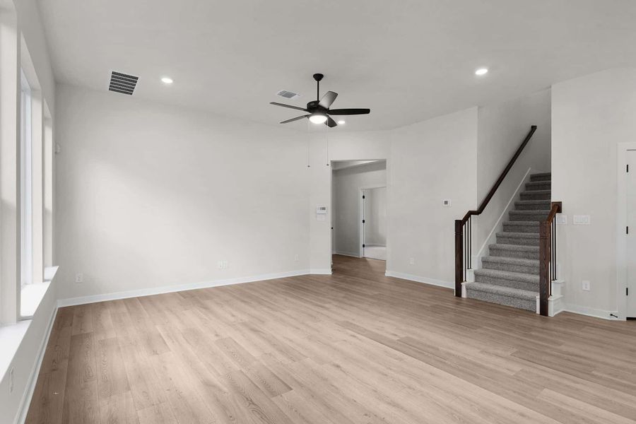 Spacious, unfurnished interior of a new home in Nolina, Georgetown (Image 22).