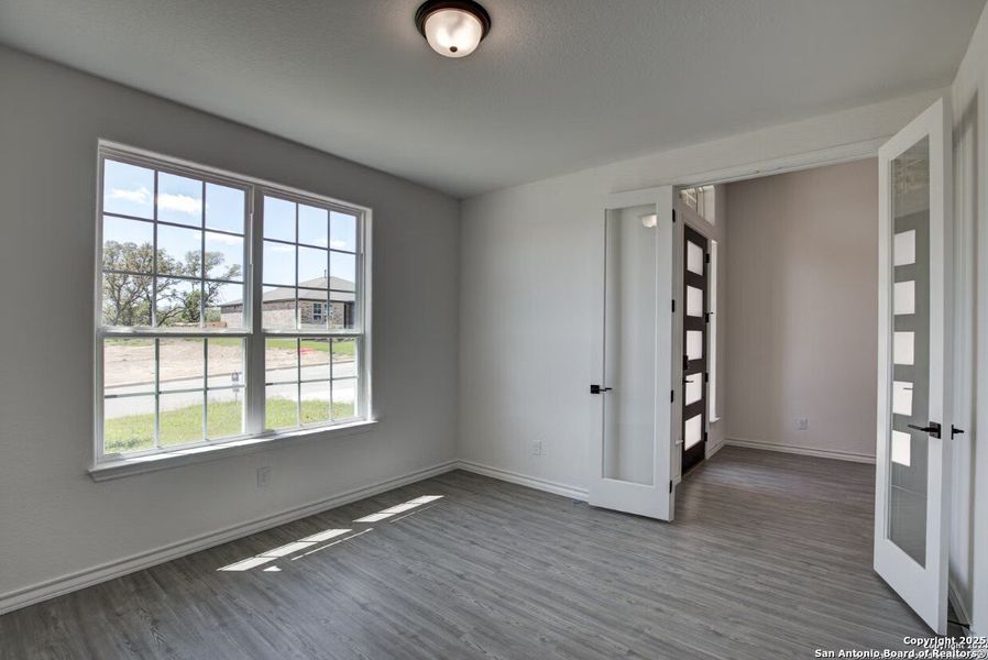 Spacious, unfurnished interior of a new home in The Reserve at Potranco Oaks, Castroville (Image 41).