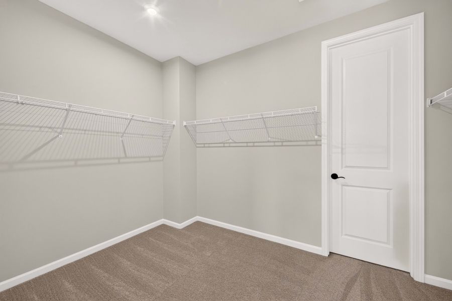 Spacious, unfurnished interior of a new home in Millstone, Cramerton (Image 24).