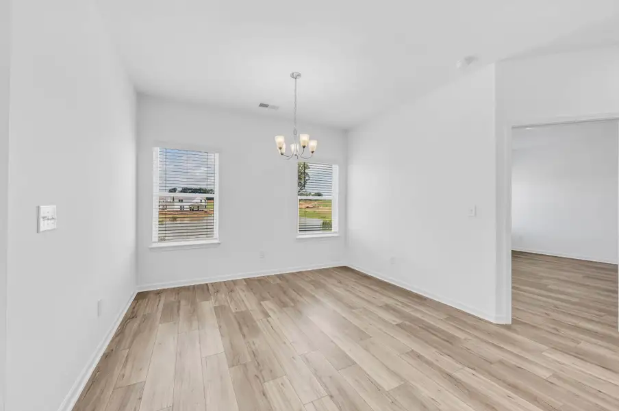 Spacious, unfurnished interior of a new home in Stratford Station, Lebanon (Image 21).