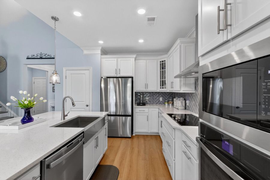 Furnished interior view inside a new home in Parker's Preserve, Ridgeville (Image 14).