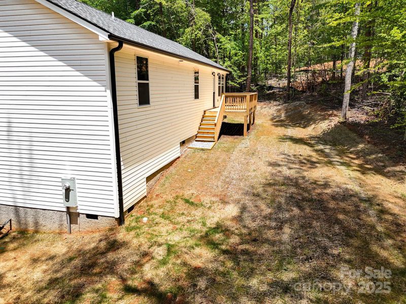 Exterior details and patio area of a home in , Marion (Image 21).