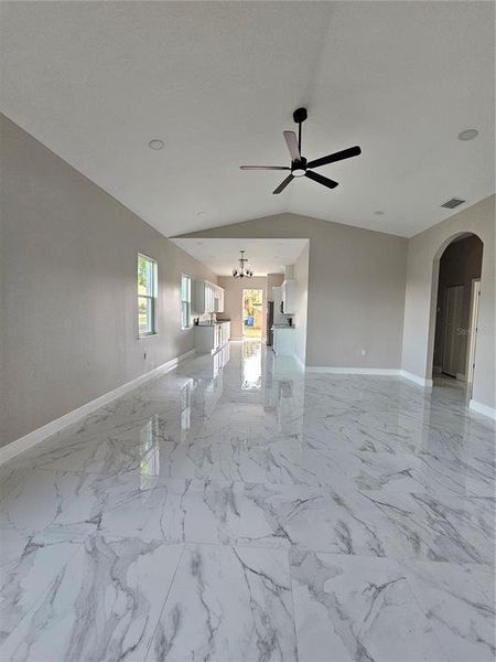 Spacious, unfurnished interior of a new home in , St. Petersburg (Image 8).