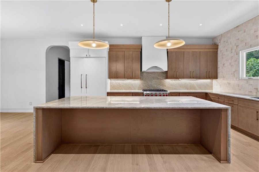 Furnished interior view inside a new home in , Dunwoody (Image 5).