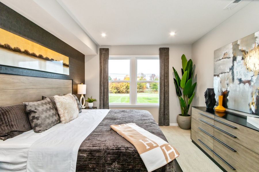 Representative furnished interior of a home built from the Wembley by Fischer Homes in Villas at Gold Creek, Dawsonville (Image 7).