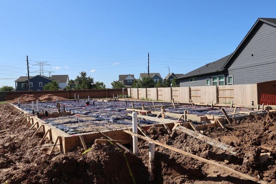 Every foundation at DWH is engineered and it’s inspected three times! We do not do “batch” testing. Rest easy knowing your foundation comes with a 10 year warranty. Every foundation at DWH is engineered and it’s inspected three times! We do not do “batch” testing. Rest easy knowing your foundation comes with a 10 year warranty.