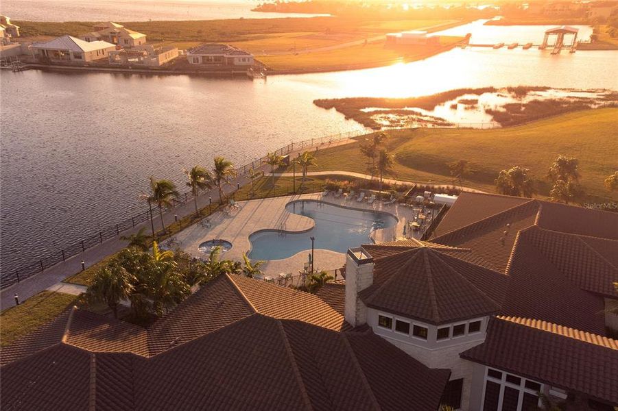 Community amenities in , Palmetto (Image 61).