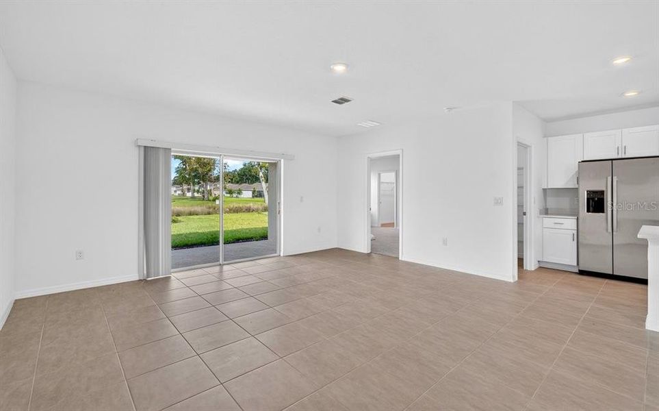 Spacious, unfurnished interior of a new home in Riverfront, Edgewater (Image 50). Spacious, unfurnished interior of a new home in Riverfront, Edgewater (Image 50).