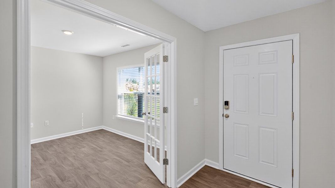 Spacious, unfurnished interior of a new home in Olive Branch, Clayton (Image 32).