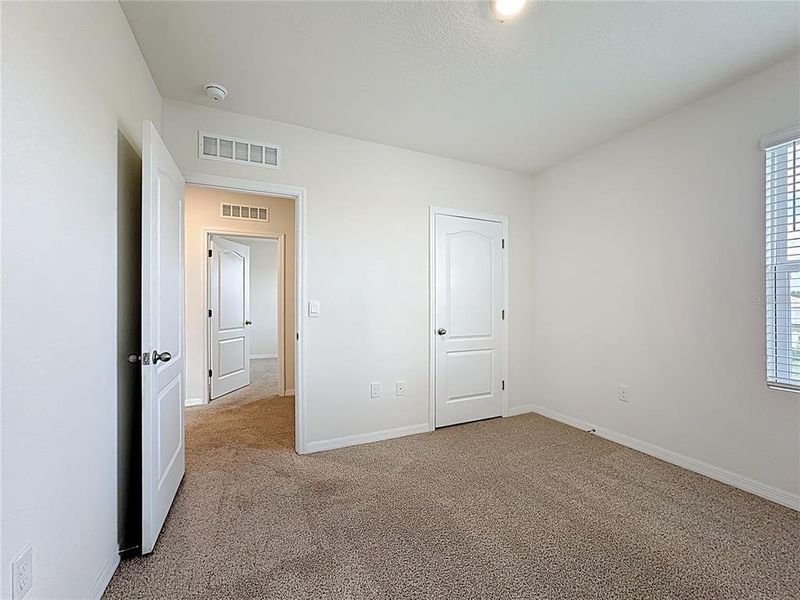 Spacious, unfurnished interior of a new home in Harmony West, St. Cloud (Image 22).