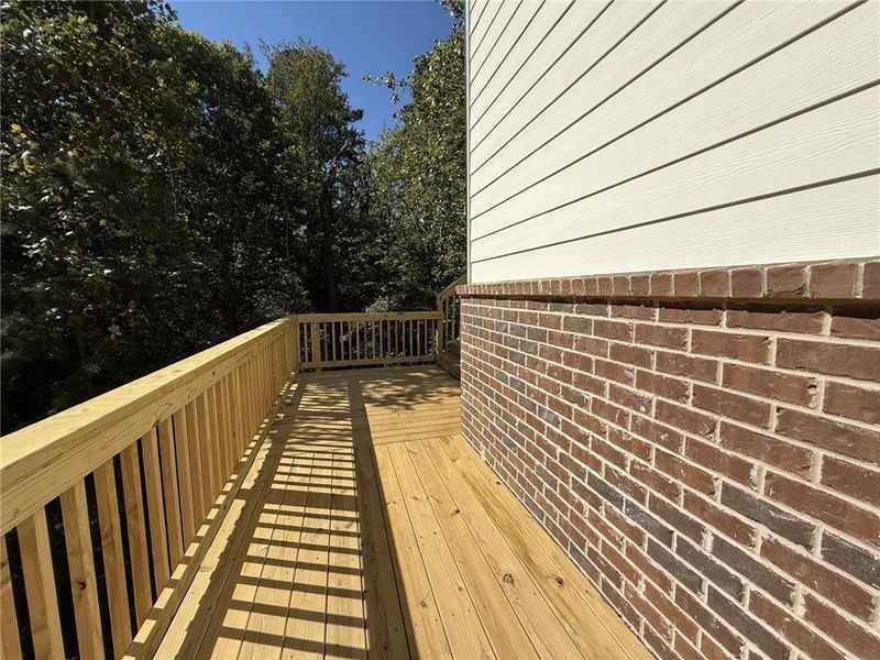 Exterior details and patio area of a home in Carter Grove, Cartersville (Image 28).