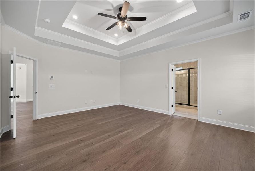 Spacious, unfurnished interior of a new home in , Loganville (Image 33). Spacious, unfurnished interior of a new home in , Loganville (Image 33).