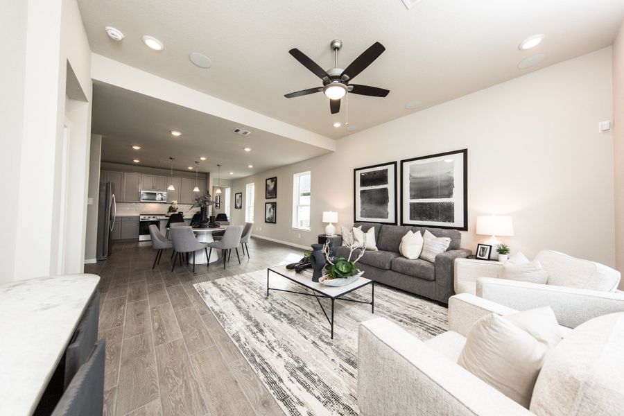 Furnished interior view inside a new home in Laurel Landing, Alvin (Image 6).