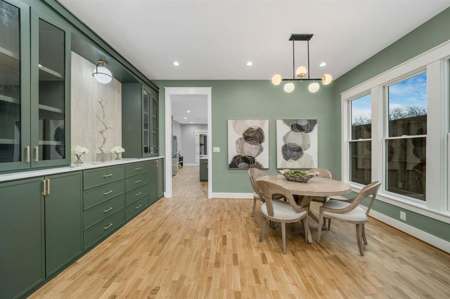 Furnished interior view inside a new home in , Dallas (Image 14). Furnished interior view inside a new home in , Dallas (Image 14).