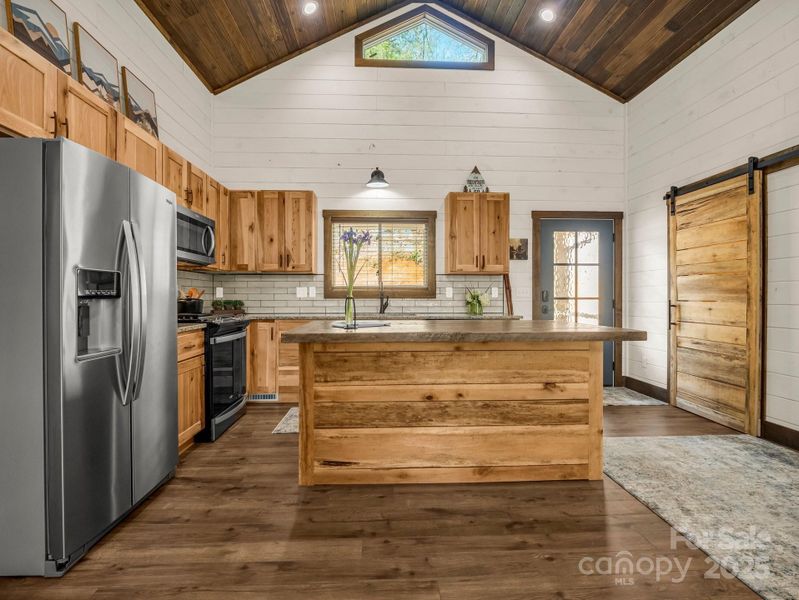Furnished interior view inside a new home in , Hendersonville (Image 9).